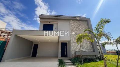 Sobrado à venda em Campinas, Residencial Jatibela, com 3 suítes, com 242 m²